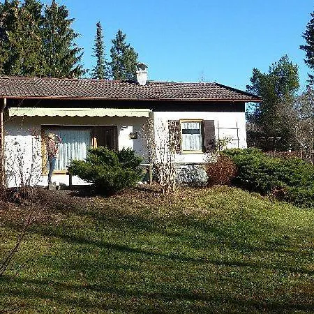 Vakantiehuis Mit Terrasse, Garage Und Hobbyraum *